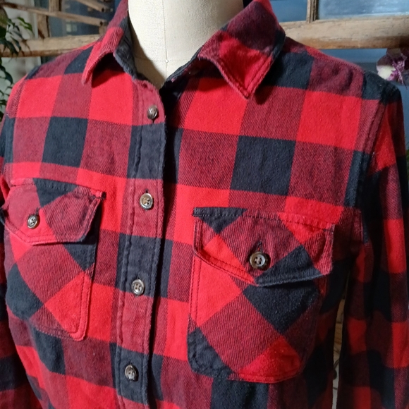 ROOTS Park Woman's Plaid Shirt Red & Black Flannel Button Down  XS - Picture 7 of 12